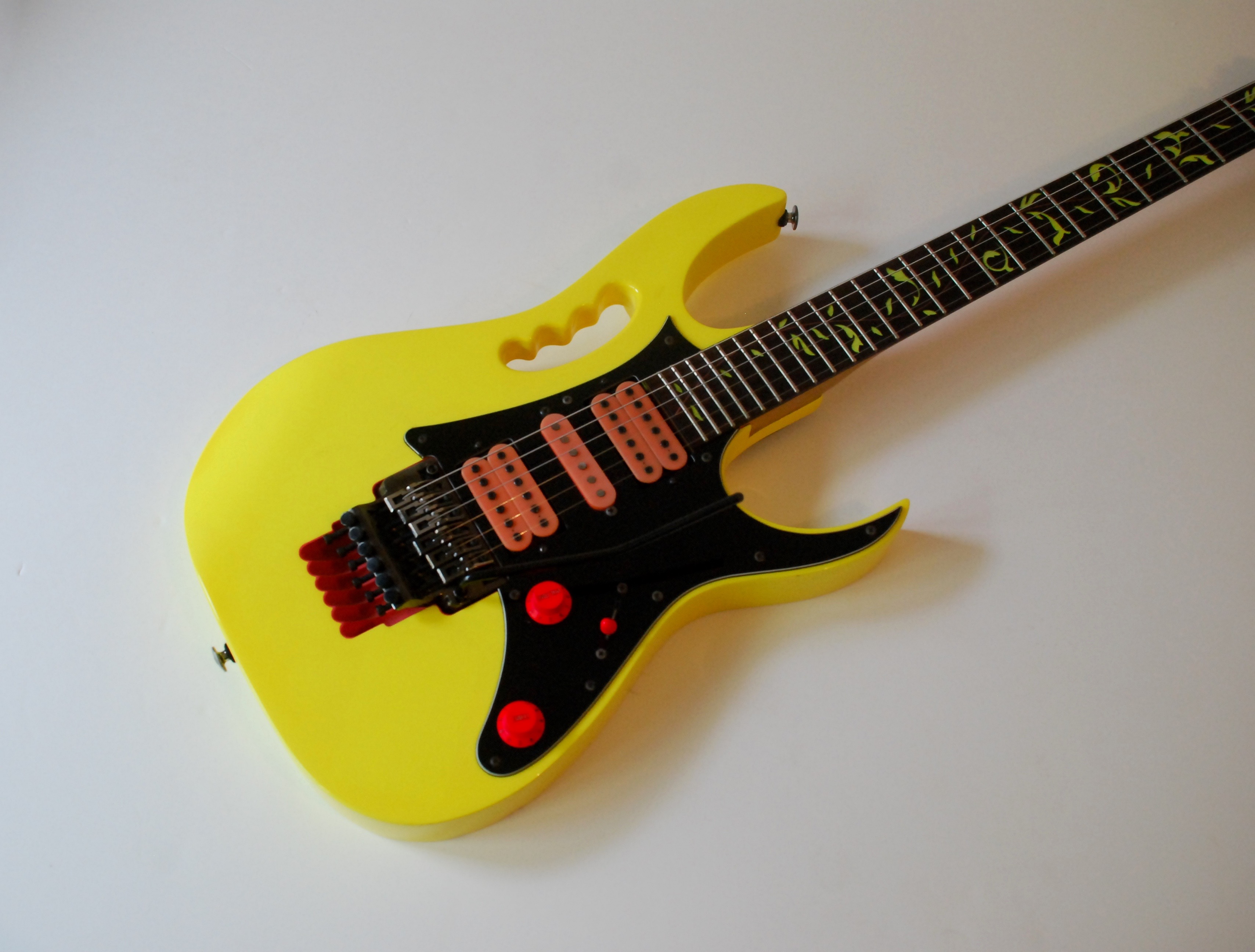 Ibanez Jem 777 Vdy 1990 Vine Desert Yellow Guitar For Sale Bass N Guitar