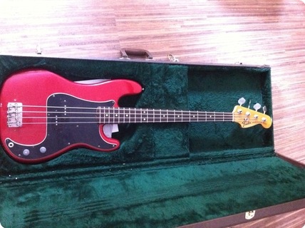 Fender  Precision 1976 Candy Apple Red