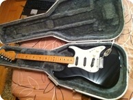 Fender-Stratocaster Plus-1991-Black/White