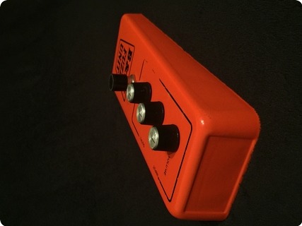 B&m Fuzz Unit 1975 Orange