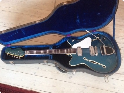 Fender Coronado 1967 Lake Placid Blue