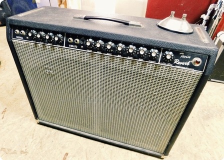 black face twin reverb