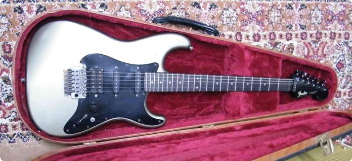 Fender Japan Stratocaster Contemporary 27 440 1985