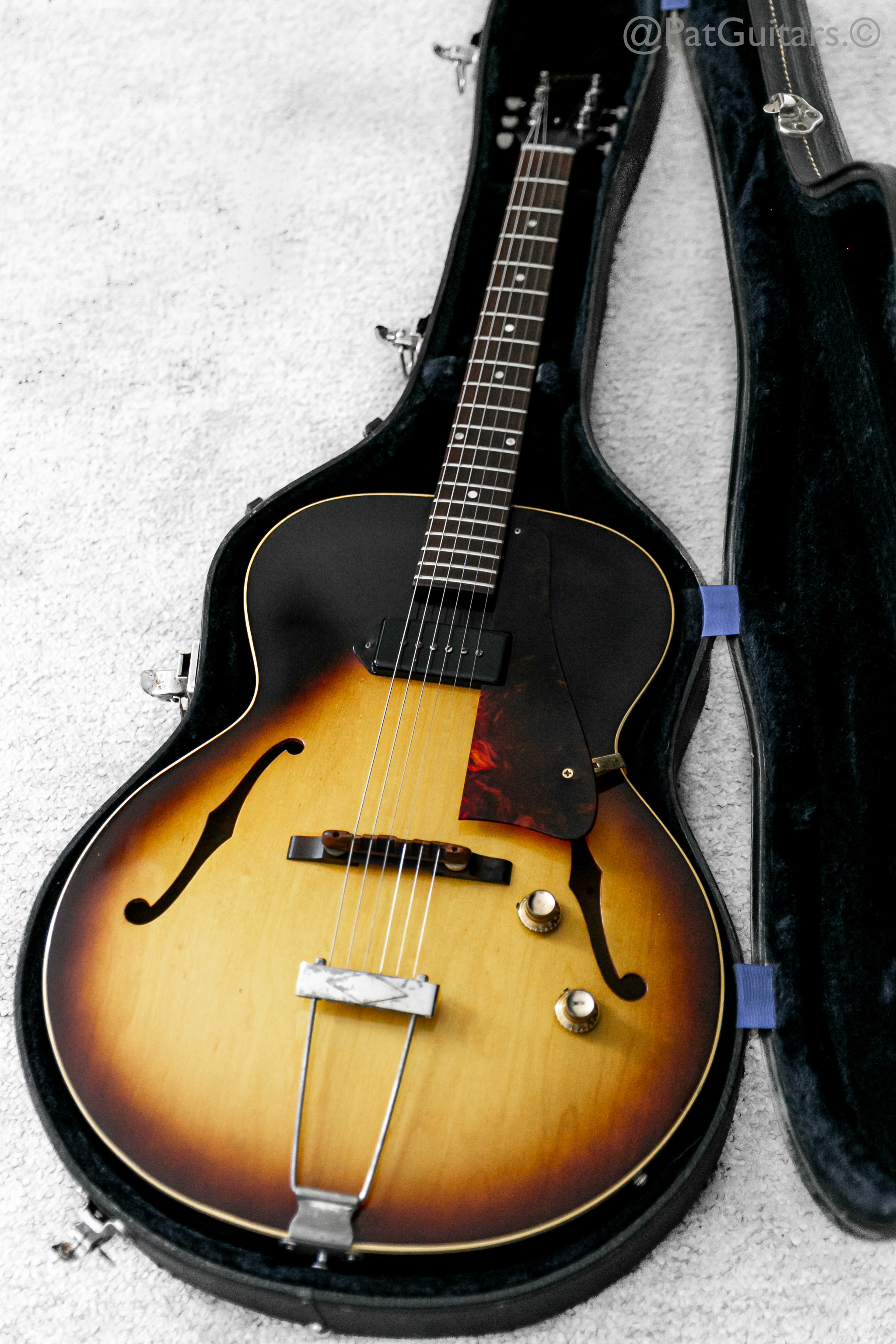 Gibson ES 125T In Sunburst. Slim Body Vintage Archtop Guitar. 1963 ...