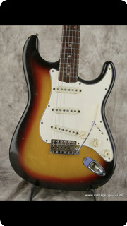 Fender Stratocaster  1966 3 Tone Sunburst