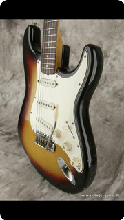 Fender Stratocaster  1966 3 Tone Sunburst