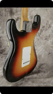 Fender Stratocaster  1966 3 Tone Sunburst