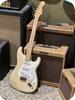 Fender-Stratocaster -1955-Blonde 