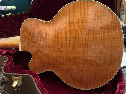 Buscarino Monarch 1995 Natural/amber