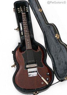 Gibon  Sg Junior With Vibrola And A Large Guard In Cherry 1969