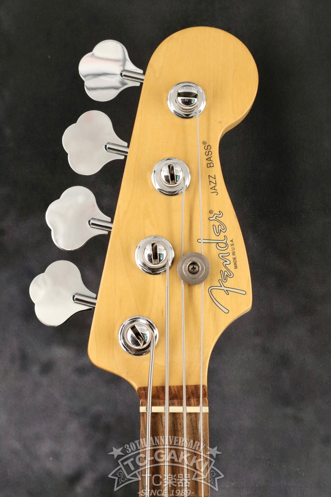 新品超激得Fender American Jazz Bass W/S-1 Switch エレキベース レッド 純正ハードケース 金属部クリーニング済み 取扱説明書 保証書 動作確認済み フェンダー
