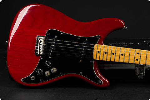 Fender Lead Ii Made In U.s.a. 1980 Red Transparent Over Ash