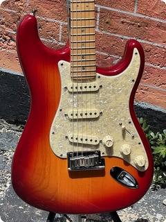 Fender Stratocaster American Deluxe 2005 Honey'burst