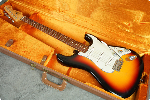 Fender Custom Shop 1960 Reissue Stratocaster  2010 Sunburst