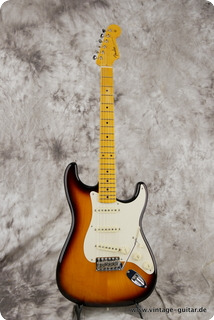 Fender Stratocaster 2018 Sunburst