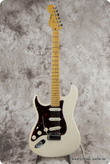 Fender Stratocaster American Deluxe Series 2001 Blond