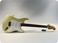 Fender-Stratocaster-2004-Olympic White