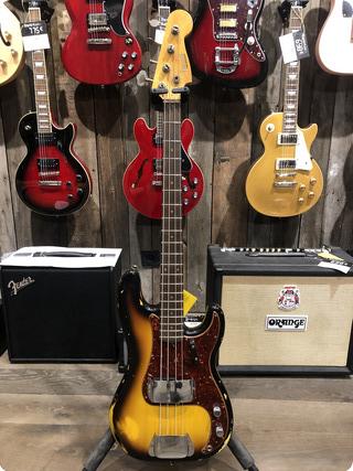 Fender Fender Custom Shop 1963 Precision Bass #cz560028 2022 Heavy Relic Aged 3 Color Sunburst 2022 Heavy Relic Aged 3 Color Sunburst
