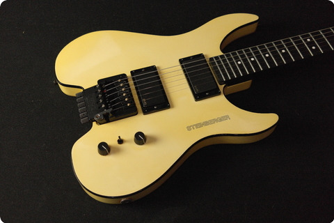 Steinberger Gm 2t 1991 White/yellow