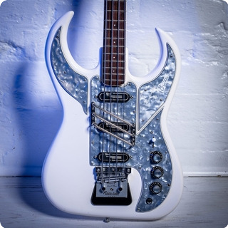 Baldwin / Burns White Bison Bass 1966 White