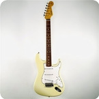 Fender-Stratocaster-2004