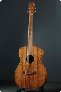 C. F. Martin & Co 00 All Koa Custom 2010 Natural