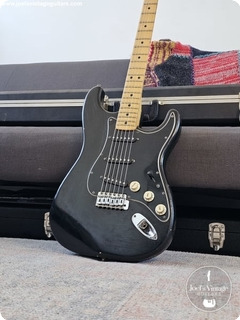 Fender Stratocaster 1976 Black