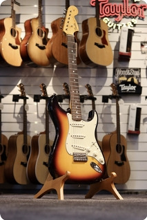 Fender Stratocaster Custom Shop 1966 Lcc Closet Classic Classic Sunburst