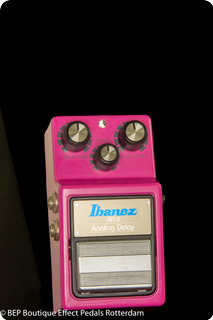 Ibanez Ad 9 Analog Delay Hot Pink