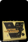 Behringer VM1 Vintage Time Machine Delay Vibrato Cream White Black