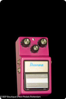 Ibanez Ad 9 Analog Delay Hot Pink