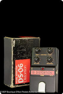 Pearl Ds 06 Distortion Black