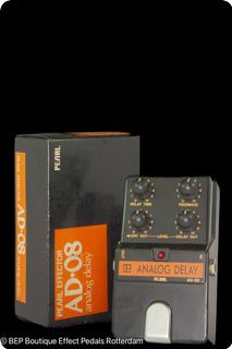 Pearl Ad 08 Analog Delay Black