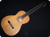 Larrivee O 01 Mahogany 2001 Natural