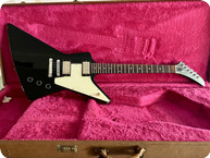 Gibson-Explorer-1990-Black