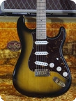 Fender 50th Anniversary American Deluxe Stratocaster 2004 Sunburst