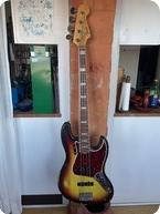 Fender-Jazz Bass-1966-Sunburst