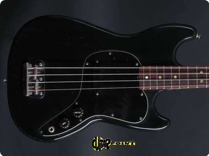 Fender Musicmaster Bass 1978 Black