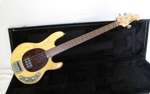 Music Man Stingray Fretless 1990 Natural