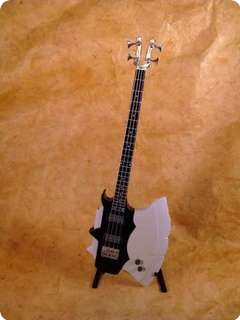 My Little Guitar Axe Bass Light Grey / Black