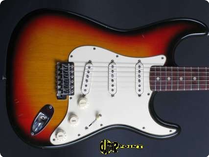 Fender Stratocaster 1972 3 Tone Sunburst