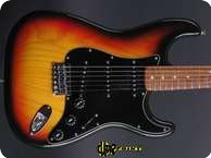 Fender Stratocaster 1977 3 tone Sunburst