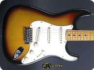 Fender Stratocaster 1975 3 tone Sunburst