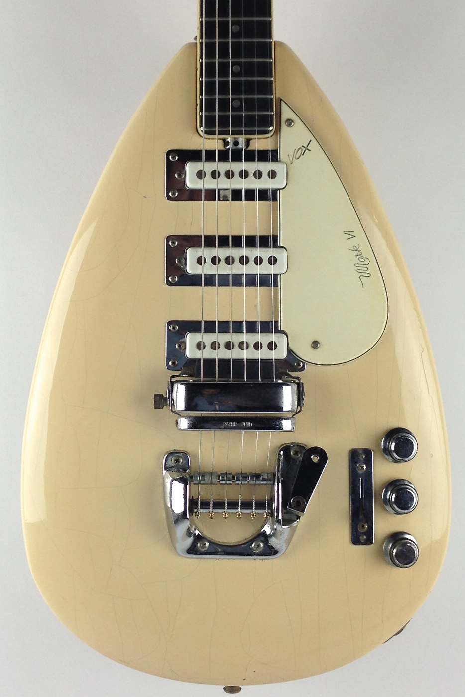 Vox Mark Vi Tear Drop White Guitar For Sale Thunder Road Guitars