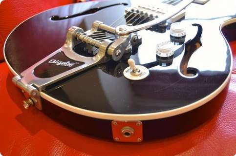 Gibson Mitown Standard Bigsby 2011 Black 