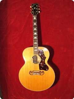 Gibson J200