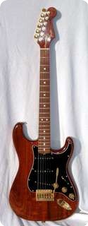 Fender The Strat  1981  Walnut