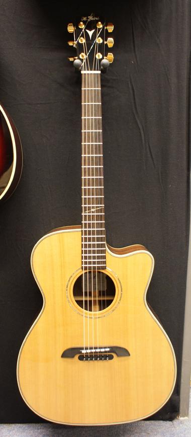 K. Yairi WY1 2010's Natural Guitar For Sale Plektrum