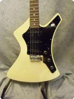 Washburn A 15v 1982 White