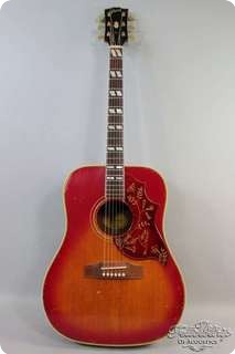 Gibson Hummingbird Mahogany   Spruce, Cherry Burst 1966